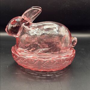 Large Pink LE Smith Glass Bunny on nest